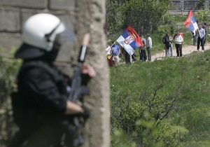 Международные силы вытеснили косовских полицейских из приграничного района