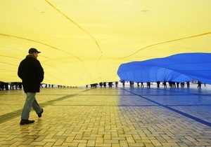 Есть ли выдача с Днепра? На посольстве Украины в Москве вывесили баннер в поддержку российских политэмигрантов