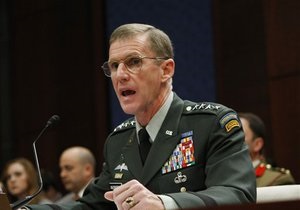 Командующий НАТО в Афганистане выступил за переговоры с Талибаном