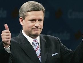 Премьер-министр: Канада первой выйдет из кризиса