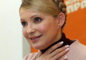 Тимошенко рассказала анекдот для Януковича и пообещала прислать ему sms после выборов