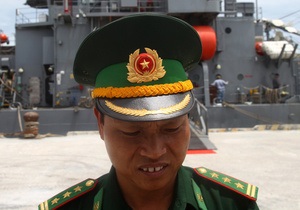 Конфликт интересов в Южно-Китайском море: корабли Вьетнама и Индии готовы противостоять Китаю