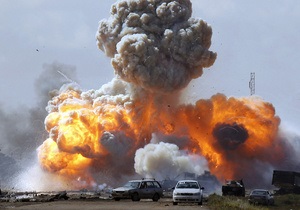 В результате налета НАТО на Триполи погибли три человека, 150 ранены