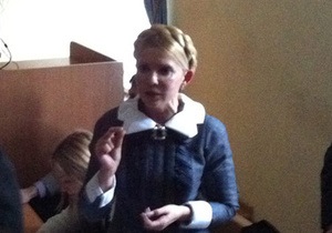 Тимошенко начала выступать на судебных дебатах