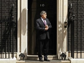 Советник Гордона Брауна пропустил саммит G8 из-за свиного гриппа