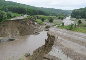 На Прикарпатье и Буковине продолжается ликвидация последствий ливней
