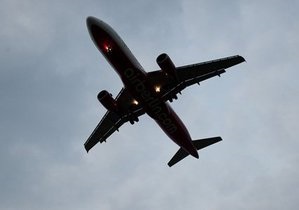 В Непале пропал с радаров самолет, на борту которого находились 19 человек
