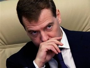 Медведев сел за штурвал истребителя СУ-33