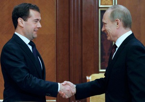 Медведев объяснил, почему они с Путиным не сообщали, кто будет баллотироваться в президенты