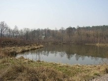 Возле Выдубицкого озера в Киеве запретили строить офисы