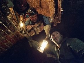 Во Львовской области пытались ограбить банк, прорыв подземный туннель