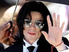 Похороны Майкла Джексона снова переносятся