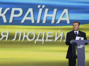 Опрос: Янукович имеет шансы победить Тимошенко со значительным отрывом