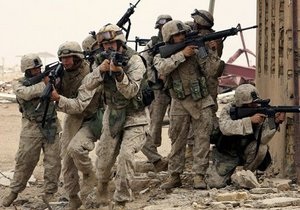 Аль-Джазира: из-за иранской угрозы США переведет солдат из Ирака в Кувейт