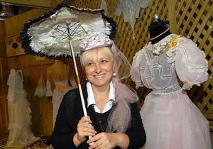 В Киеве открывается выставка старинных платьев