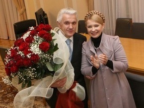 СМИ: Тимошенко и Литвин пообещали мэрам продлить срок их полномочий