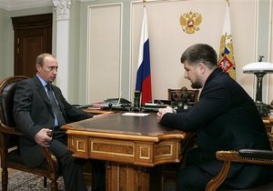 Кадыров: Хочу, чтобы Путин был президентом всю жизнь, я его очень люблю как мужчина мужчину