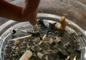 Ученые: Люди, бросившие курить, полнеют на 4-5 кг за год