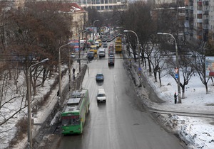 Киевавтодор начал ремонтировать столичные дороги