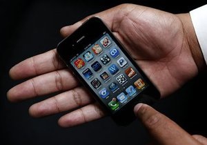 Владельцы iPhone скачали уже миллион мессенджеров Windows Live