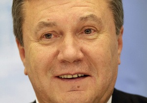 Янукович подписал закон, который отменяет запрет депутатам переходить в другие фракции