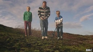 Мальчик в Британии нашел учебную бомбу времен войны