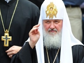 МВД призывает украинцев не ездить за патриархом Кириллом на частном транспорте
