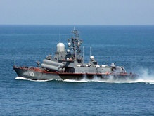 В Севастополь прибыл первый из четырех российских кораблей