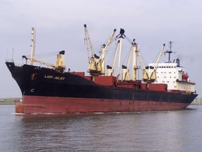 Украинские моряки отбились от пиратов в Аденском заливе