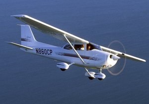 В небе над Калифорнией столкнулись два легких самолета