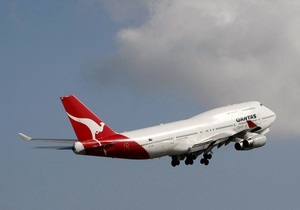 В Сингапуре вновь совершил аварийную посадку самолет авиакомпании Qantas