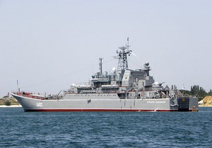 Корабль с эвакуированными из Ливии украинцами прибыл в Севастополь