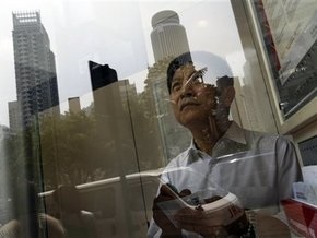 Фондовая биржа Гонконга закрылась с 10% ростом