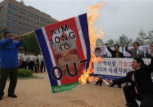 Южная Корея возобновила приграничную пропаганду в КНДР