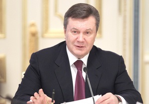Янукович поддержал идею Кравчука по механизму изменения Конституции