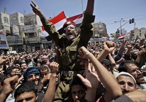 В столице Йемена собрались сотни тысяч сторонников и противников президента