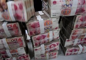 Курс юаня к доллару установил новый исторический рекорд