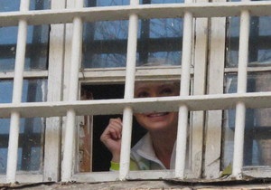 СИЗО: У Тимошенко нарушена функция ходьбы