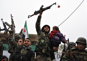 В Сирии оппозиция выступает за международную военную операцию в стране без согласия ООН