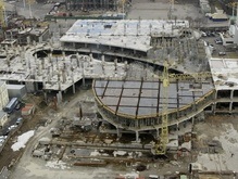 Демонтаж стройки перед НСК Олимпийский снова откладывается