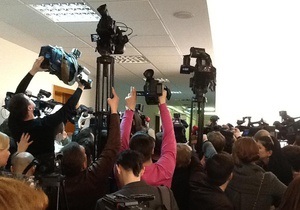 Журналистов и фотографов не пустили на заседание Кабмина с участием Януковича