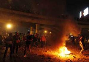 Египет - Египетские военные расстреляли Братьев-мусульман, протестовавших возле здания, где удерживают Мурси, не менее 16 погибших