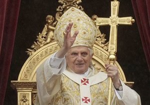 Папа Римский впервые свяжется с астронавтами МКС