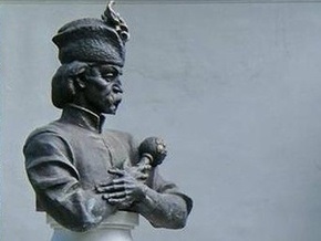 В Чернигове открыли памятник Мазепе
