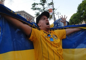 Из-за марша шведских фанов перекроют движение в центре Киева