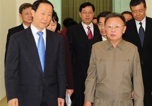 Ким Чен Ир согласился продолжить переговоры по ядерной программе КНДР
