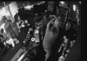 В милиции подтвердили, что пьяный дебош в сумском баре устроил зампрокурора