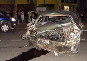 В районе Конча-Заспы произошло ДТП с участием четырех автомобилей: погиб человек