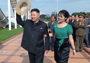 Корреспондент: Леди Ли. Как супруга лидера Северной Кореи крушит традиции своей нищей страны
