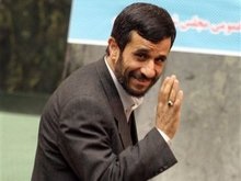 Ахмединеджад: У Ирана нет причин отказываться от ядерной программы
